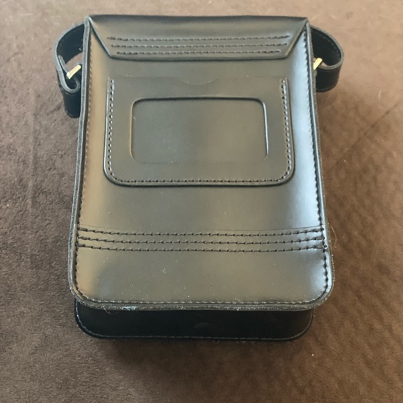 Sold out! Dr. Martens crossbody small satchel - Picture 2 of 4